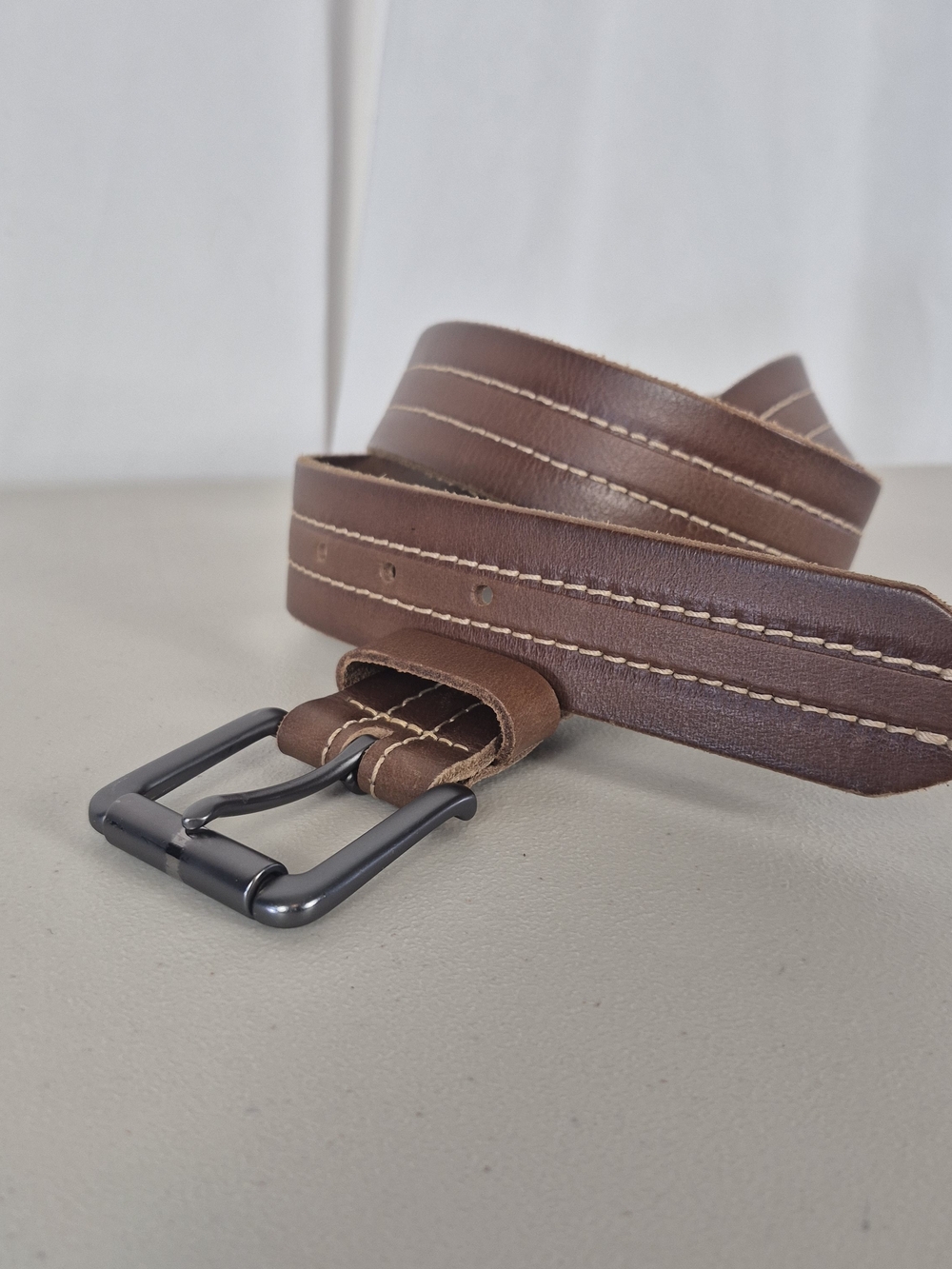 Fossil Men's Brown Leather Belt w/ Double-Row Contrast Stitching - Size 38
